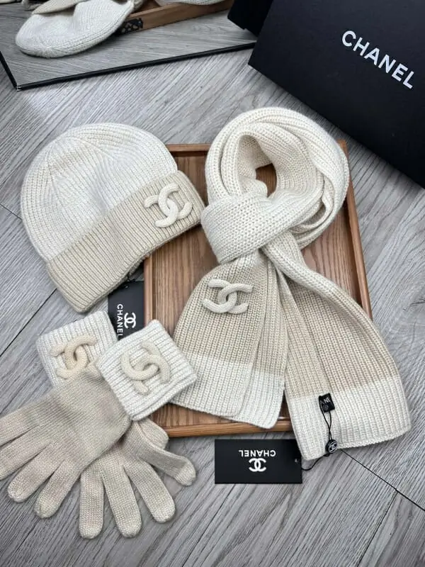 chanel hat and echapres and glove set s_126a1004